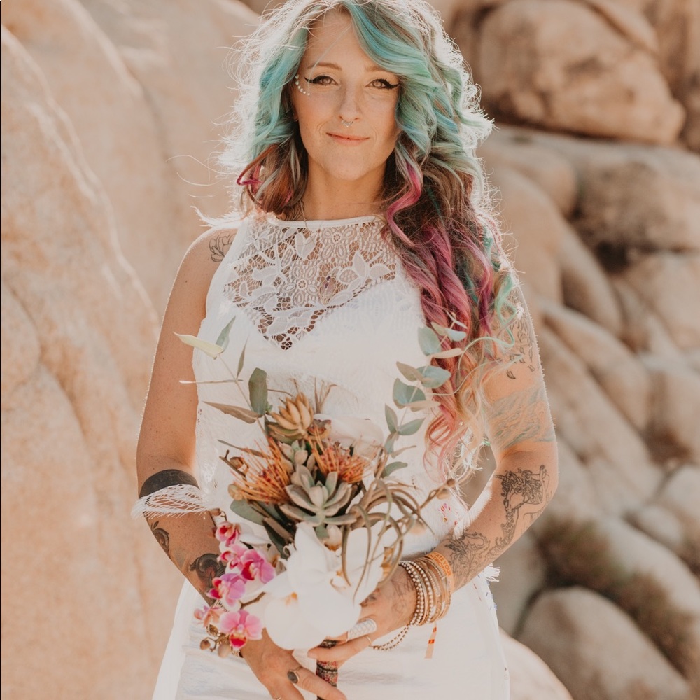 Meet your Posher, Caitie